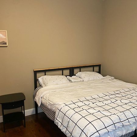 Quiet Apt Only 15 Mins Away From Midtown Manhattan جيرسي سيتي المظهر الخارجي الصورة